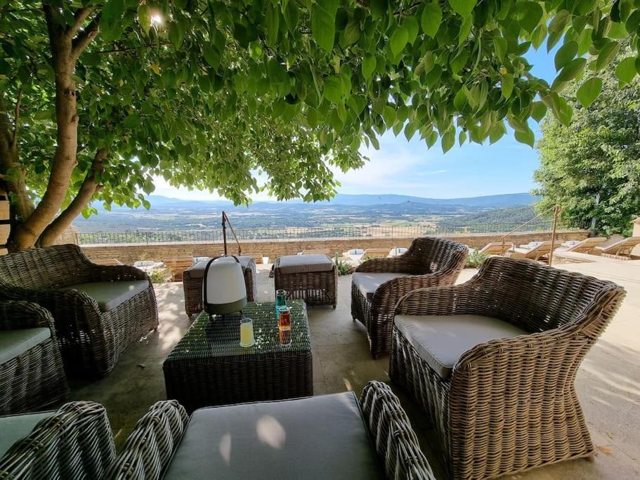 Maison Au Centre Du Village De Gordes Avec Vue Incroyable Ngoại thất bức ảnh